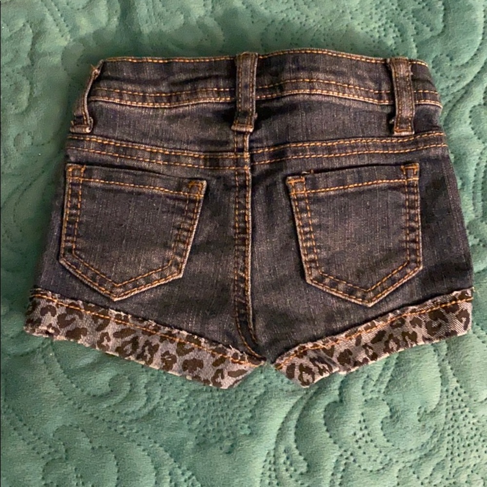 Shorts - Picture 2 of 2